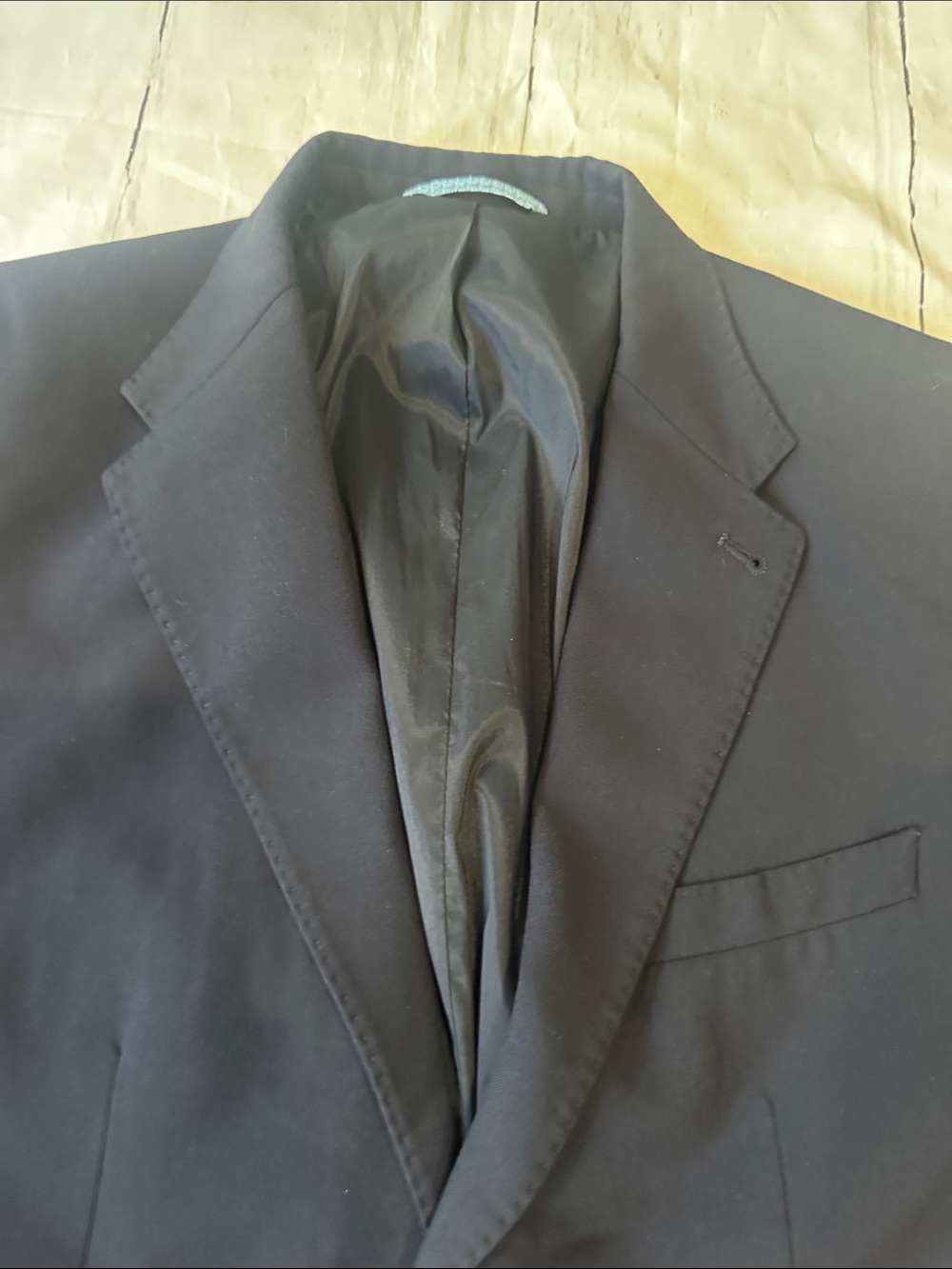 Vineyard Vines Navy Boys Blazer with Gold Buttons size 18 - Picture 3 of 11